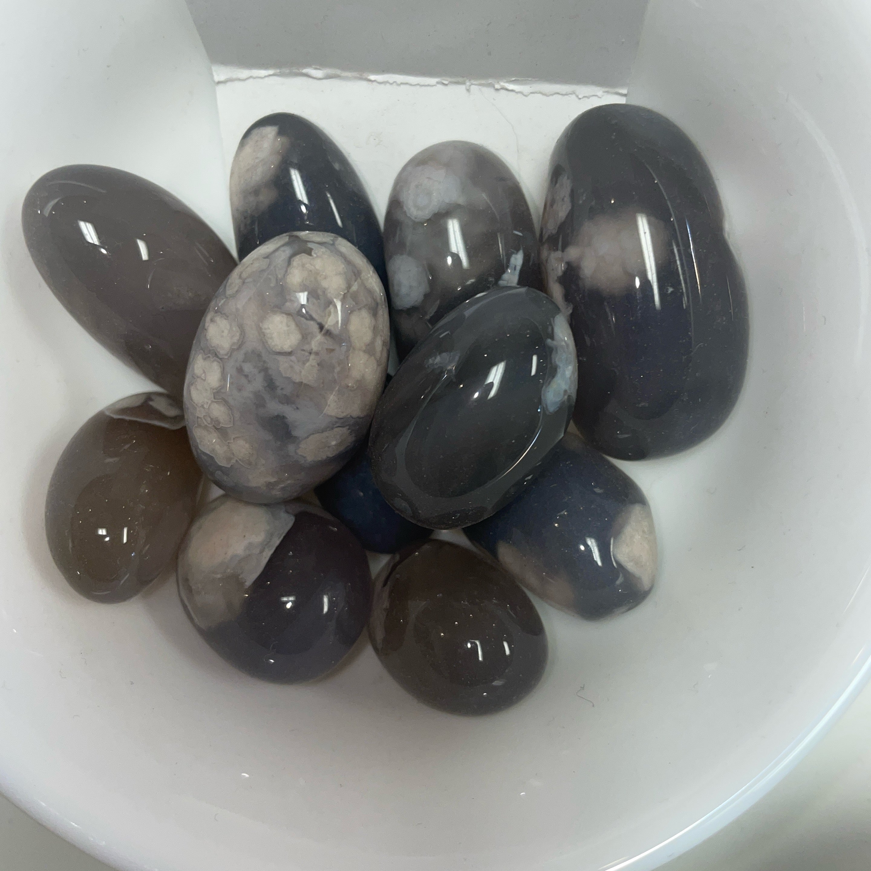 Black Flower Agate Tumble