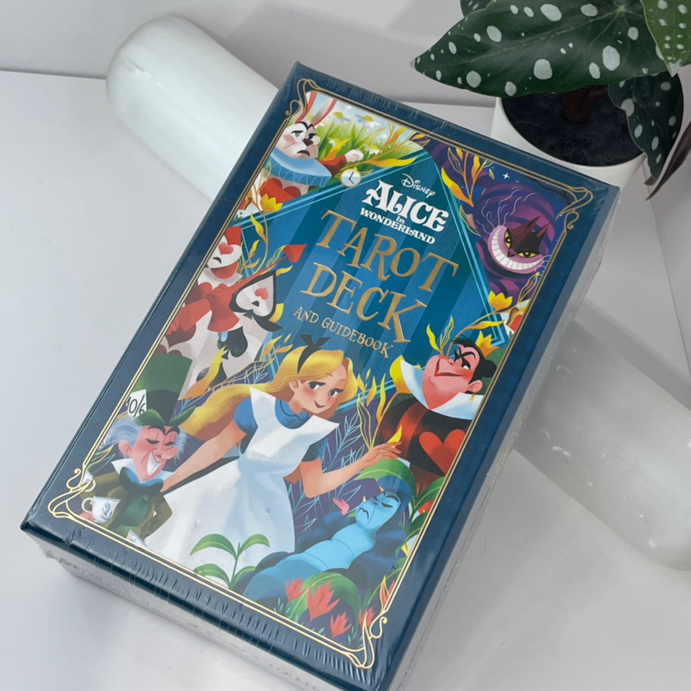 Alice In Wonderland Tarot Deck