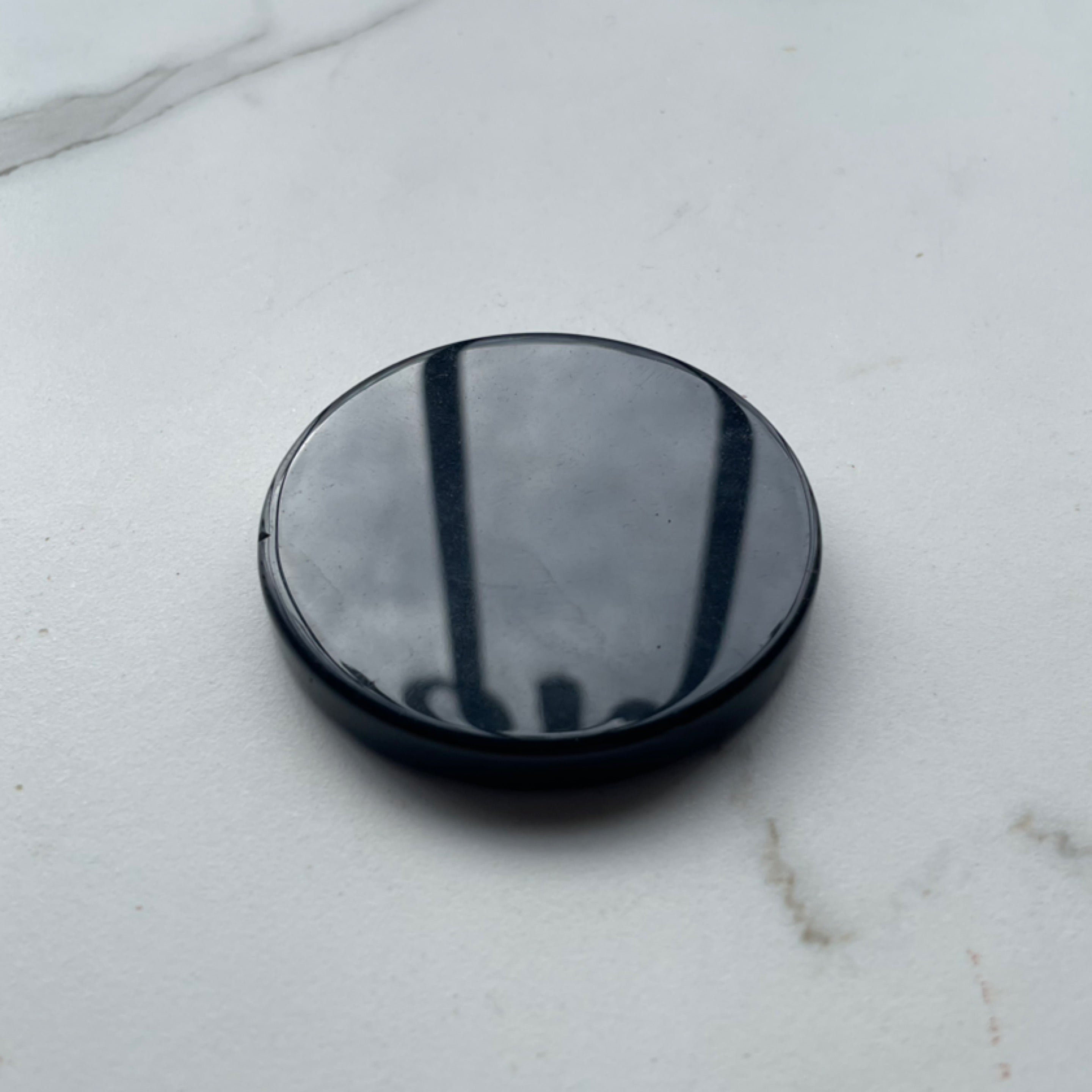 Obsidian Scrying Mirror