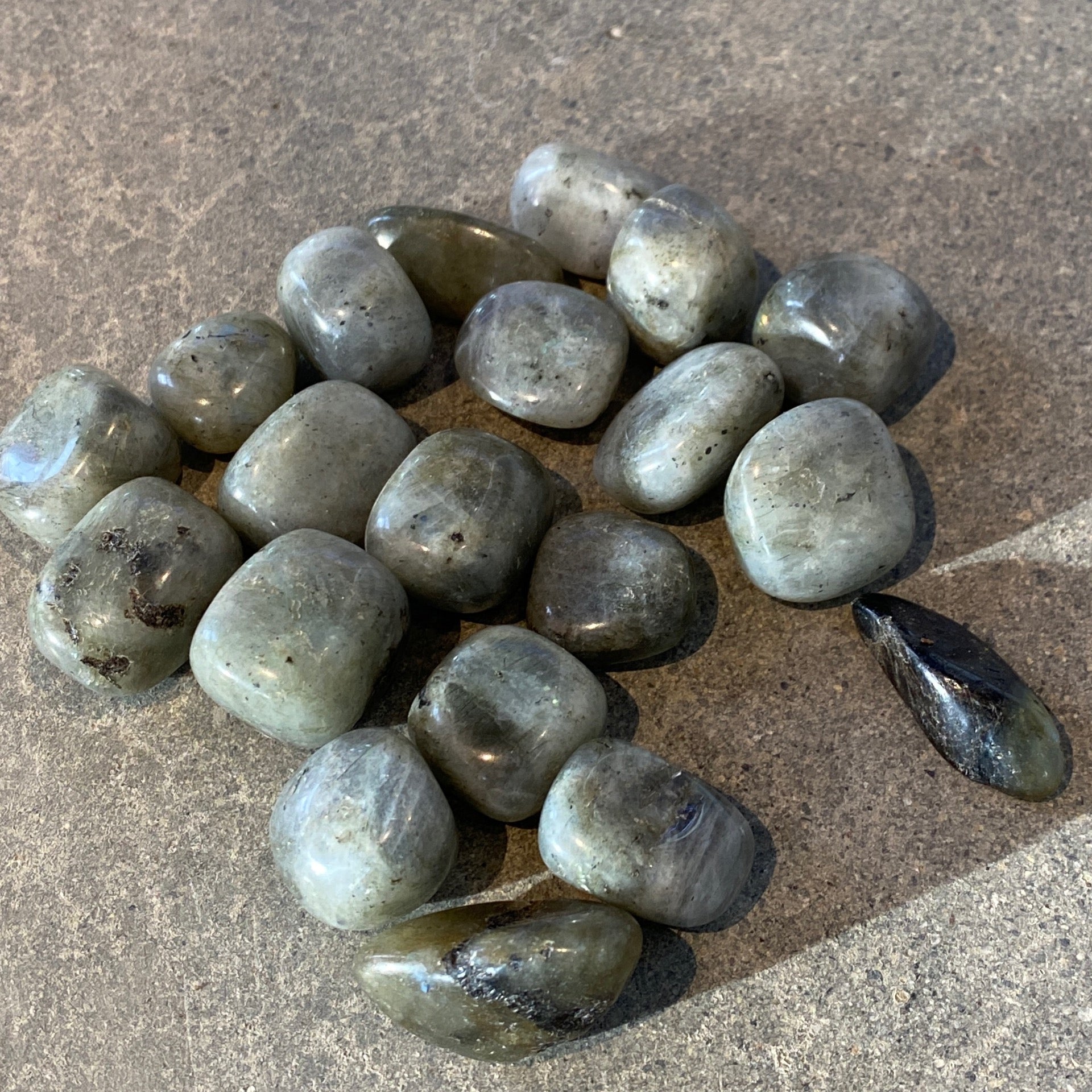 Labradorite Tumble