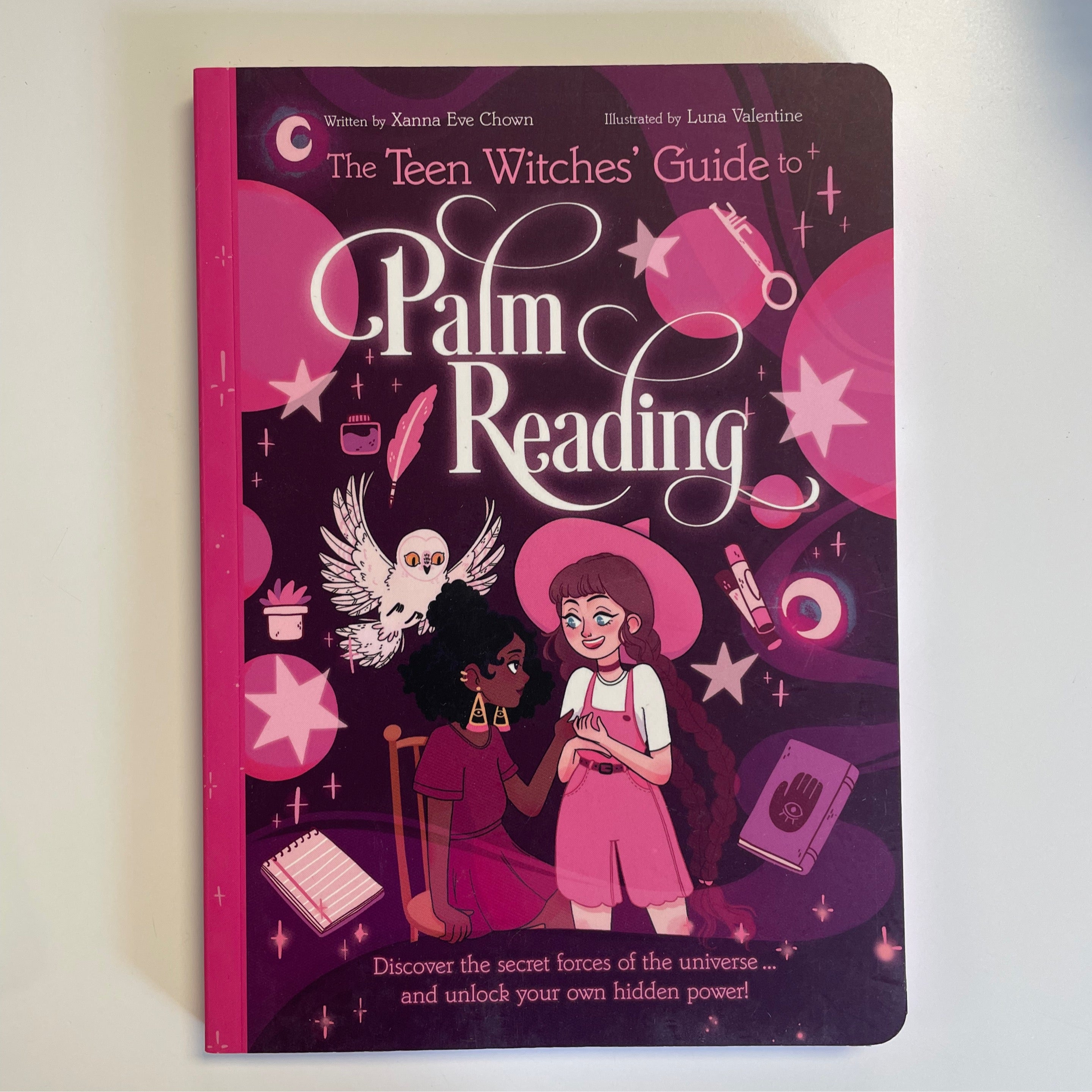 Teen Witches Guide To Palm Reading