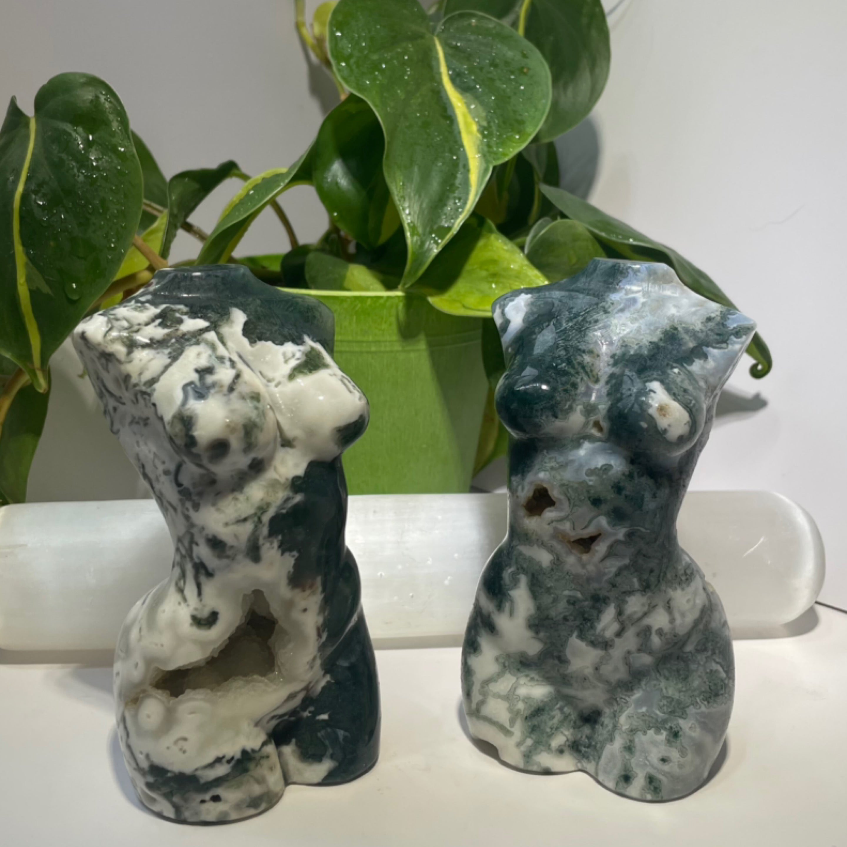 Moss Agate Goddess Statue (Large)