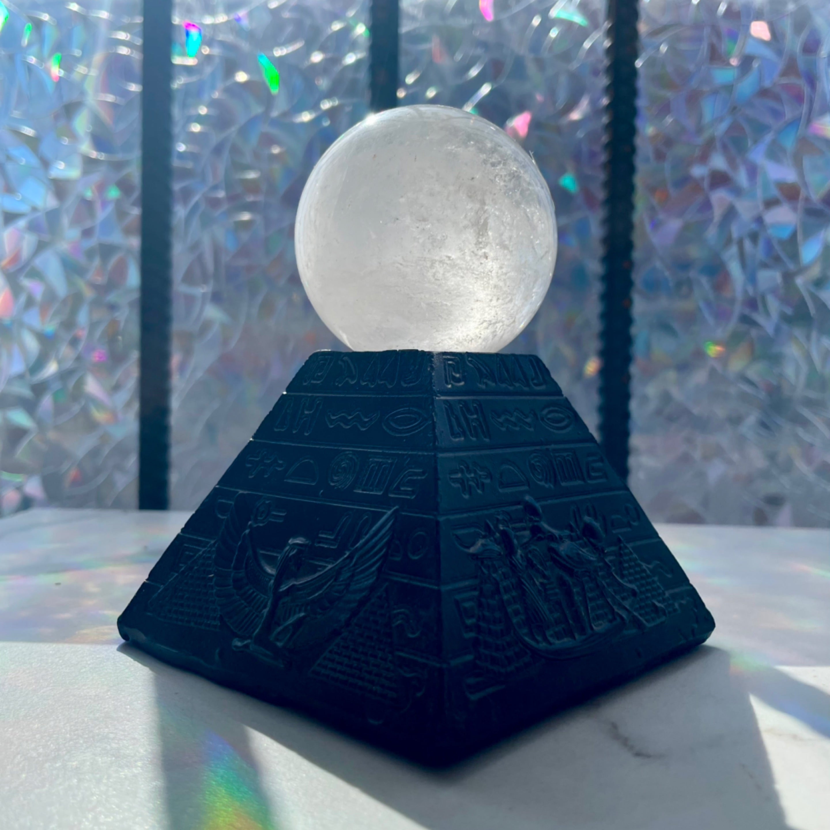 Pyramid Sphere Stand