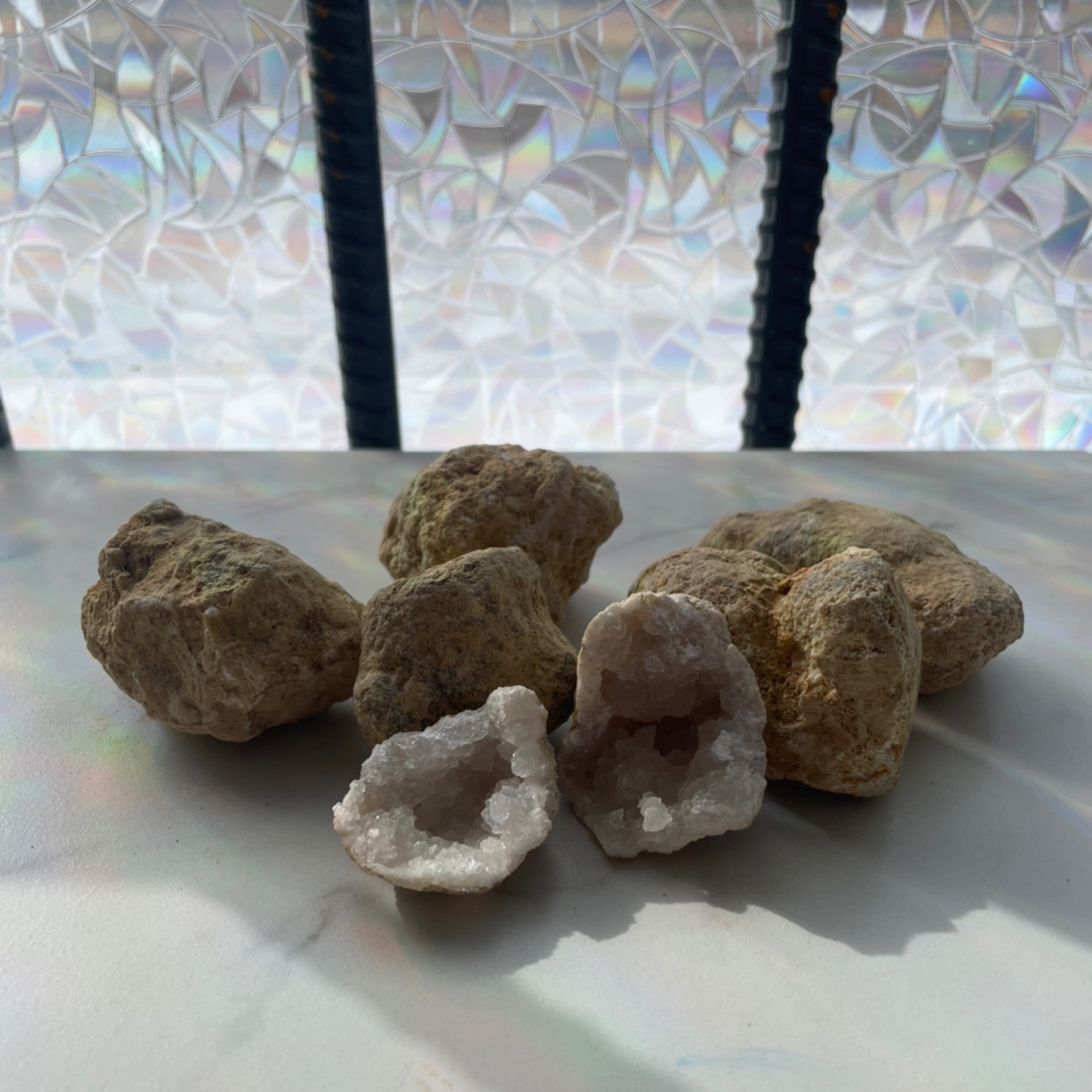 Breakable Geodes