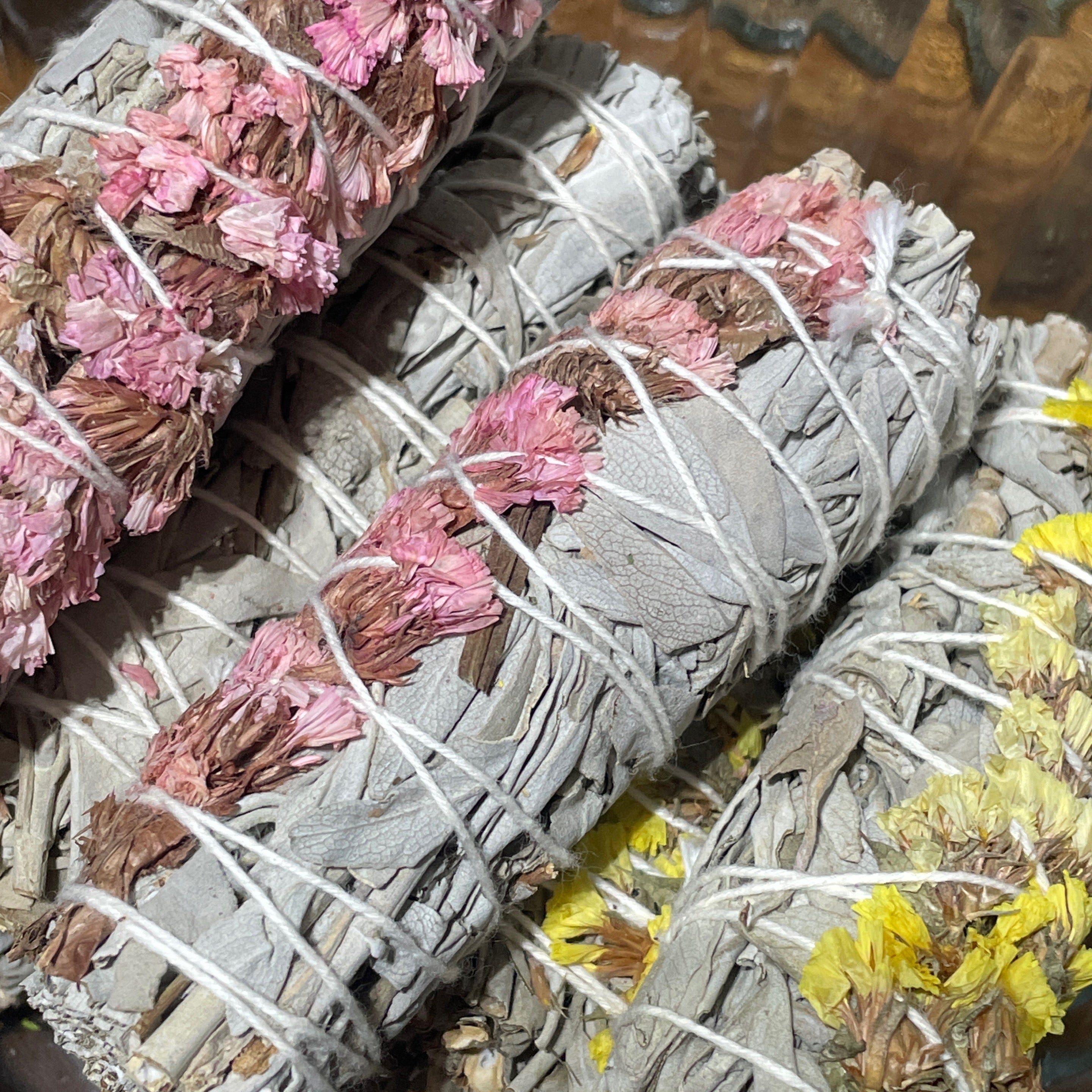 White Sage & Sinuata Flowers